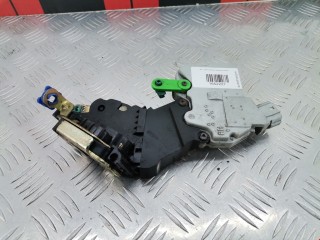 Замок двери передней правой Nissan Almera 2000-2003