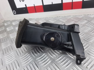 Дефлектор обдува салона, ориг. номер MN123715XA, Mitsubishi L200 1996-2005