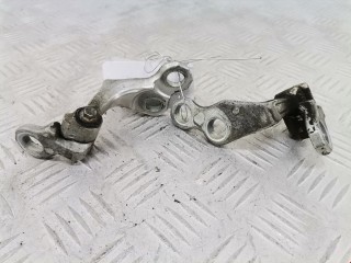 Петля двери Ford Focus 2007-2011