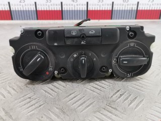 Блок управления печки/климат-контроля Volkswagen Passat 2005-2010