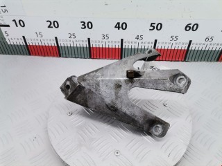 Кронштейн двигателя Audi A4 2000-2006