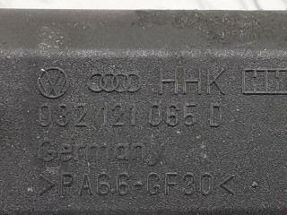 Патрубок радиатора, ориг. номер 032121065D, Volkswagen Polo 1994-1999