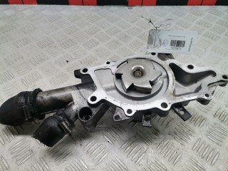 Помпа Mercedes C W203 2000-2004