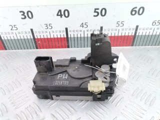 Замок двери задней правой Opel Zafira 2008-2014