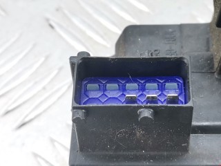 Замок двери передней правой, ориг. номер 24444016, Opel Zafira 1999-2003