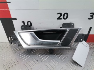 Ручка внутренняя задняя левая Audi A6 2001-2005