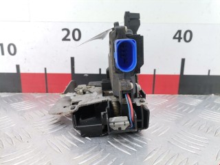 Замок двери передней правой Audi A3 2000-2003