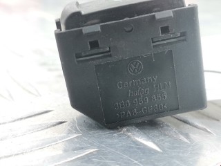 Кнопка стеклоподъемника, ориг. номер 3B0959855, Skoda Octavia 1996-2000