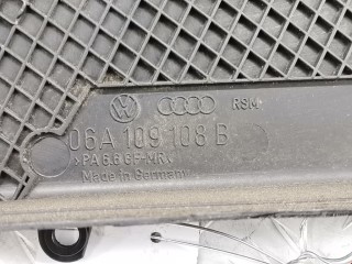 Защита (кожух) ремня ГРМ, ориг. номер 06A109108B, 06A109108S, Volkswagen Passat 1988-1997