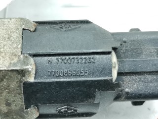 Датчик детонации, ориг. номер 8200680689, 7700732262, Renault Megane 2002-2006