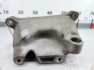Кронштейн двигателя, ориг. номер 04578050AB, Dodge Charger 2005-2010
