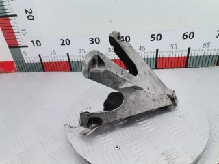 Кронштейн двигателя Audi A4 2000-2006