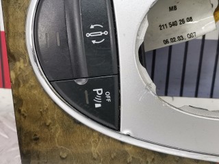 Накладка декоративная, ориг. номер A2118206610, Mercedes E W211 2002-2006