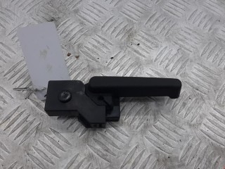 Ручка открывания капота Opel Astra 2006-2014