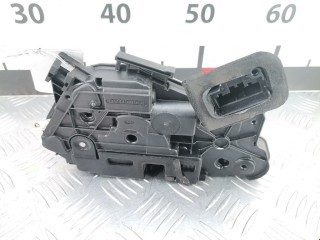 Замок двери передней правой Volkswagen Golf 2003-2009