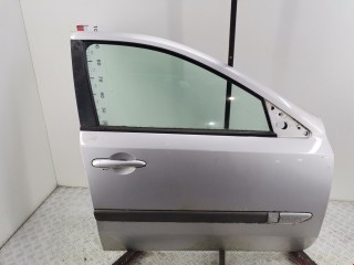 Дверь передняя правая Renault Laguna 2005-2007
