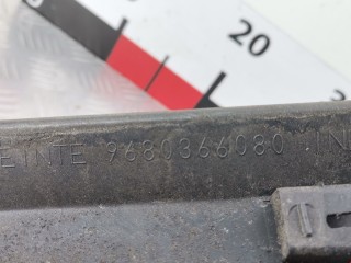 Молдинг двери передней левой, ориг. номер 8545FW, 9680365980, Peugeot 308 2007-2011
