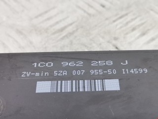 Блок комфорта, ориг. номер 1C0962258J, 5ZA007955-50, Skoda Octavia 1996-2000