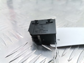 Кнопка стеклоподъемника, ориг. номер 3B0959855B, Volkswagen Passat 1996-2001