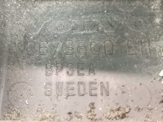Кронштейн крепления бампера заднего, ориг. номер 30678650, Volvo V70 2007-2013