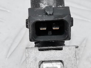 Форсунка, ориг. номер 98MF-9F593-BB, Ford Focus 2001-2005