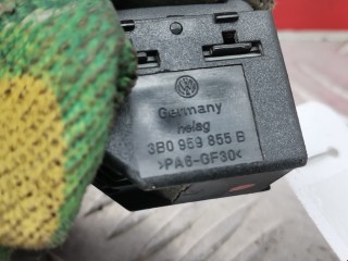 Кнопка стеклоподъемника, ориг. номер 3B0959855B, Volkswagen Passat 1988-1997