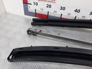 Направляющая сдвижной двери, ориг. номер 04717889AB, 04717619AD, Chrysler Voyager 1995-2001