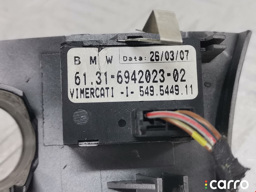 61326942023, 61316942023 Кнопка парктроника BMW 7 E65/E66 2006г. - фото №3
