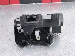 Замок двери передней левой, ориг. номер 24444015, Opel Zafira 2003-2006