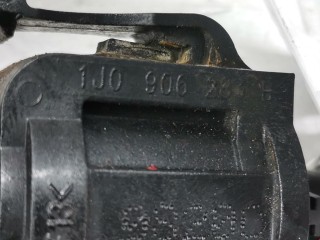 Клапан воздушный, ориг. номер 1K0906283A, 1J0906283B, Volkswagen Golf 1991-2000