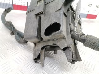 Блок предохранителей, ориг. номер 8272142040, Toyota RAV4 2003-2005