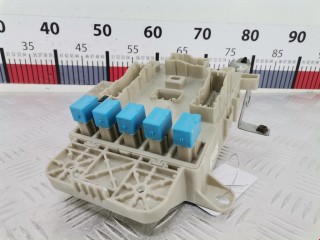 Блок предохранителей, ориг. номер 8273142010, Toyota RAV4 2003-2005