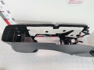 Подлокотник, ориг. номер 846103U010, Kia Sportage 2010-2014