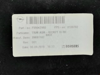 Обшивка багажника, ориг. номер 39027061, Opel Astra 2012-2018