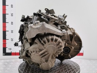 КПП механическая (МКПП) 6-ступенчатая, ориг. номер 55595641, Opel Astra 2006-2014