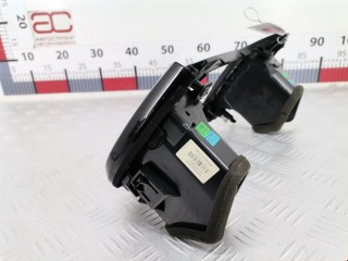 Дефлектор обдува салона, ориг. номер 687501KE0A, Nissan Juke 2010-2014