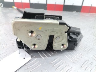 Замок двери передней левой, ориг. номер 81310A6130, Hyundai i30 2011-2015