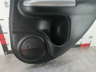 Обшивка двери задней правой (дверная карта), ориг. номер 829001KK0A, Nissan Juke 2010-2014