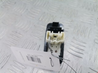 Кнопка стеклоподъемника, ориг. номер 8465632020, Toyota RAV4 2003-2005