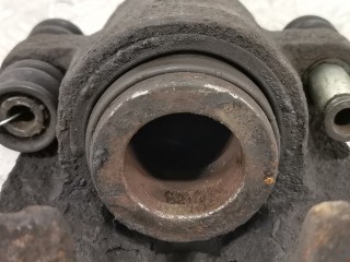 Суппорт задний правый, ориг. номер 4L3Z2552AB, Ford F 2003-2008
