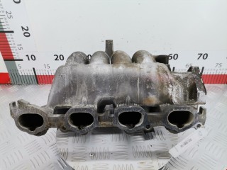 Коллектор впускной, ориг. номер 8658228, Volvo S40 2000-2004