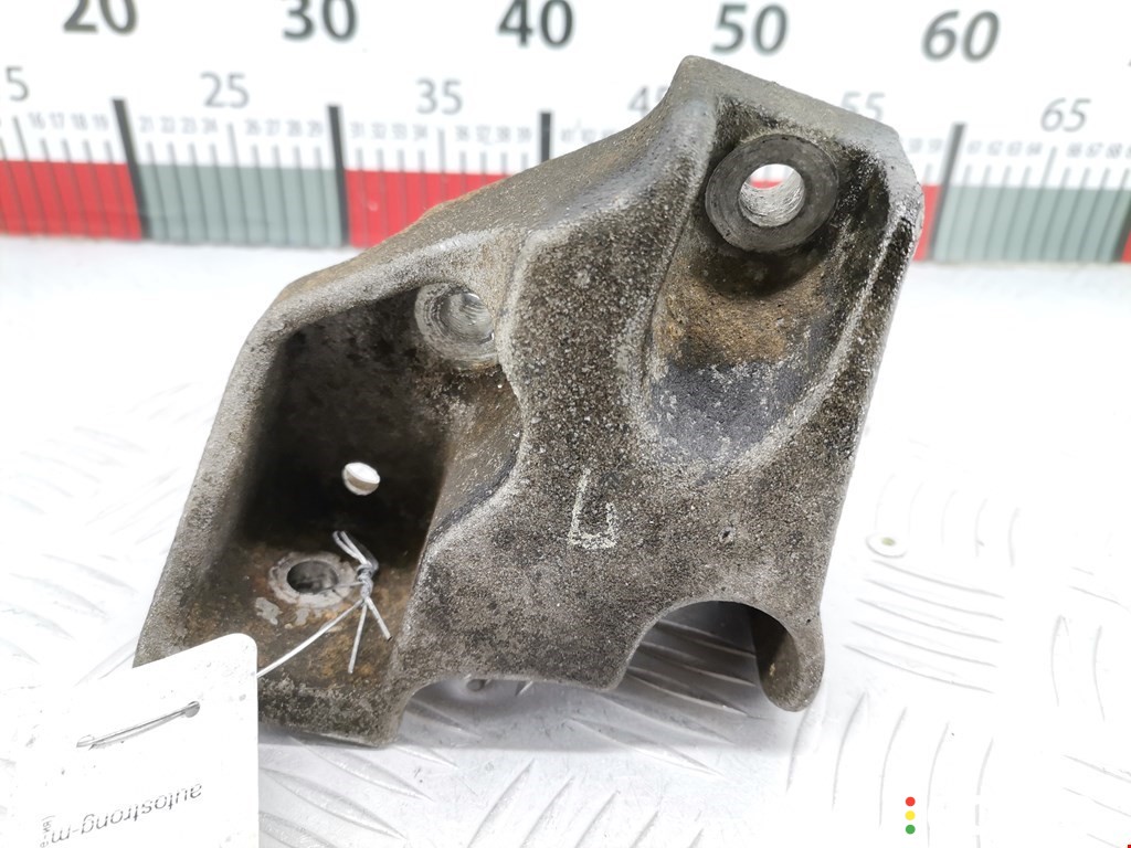 Кронштейн двигателя Volkswagen LT 1991-1996, дизель, 075199305A, фото 1