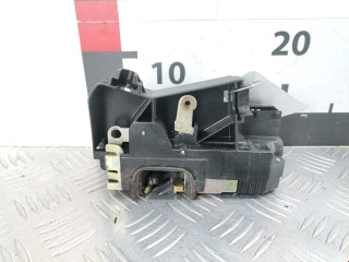 Замок двери передней правой, ориг. номер 90561154, 24444016, Opel Astra 1994-2002
