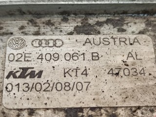 Теплообменник масляного фильтра, ориг. номер 02E409061B, Audi TT 2006-2010