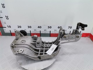 Кронштейн генератора, ориг. номер 55214863, Alfa Romeo 159 2005-2011
