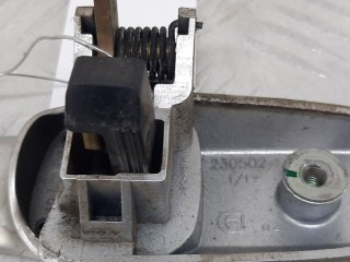 Ручка двери наружная задняя правая, ориг. номер D35072410G, Mazda 2 2003-2005