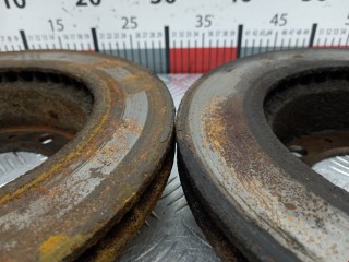 Диск тормозной передний, ориг. номер 435120K070, Toyota Hilux 2005-2008