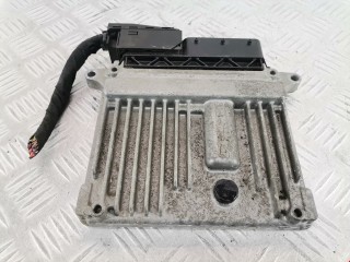 Блок управления двигателем Mercedes C W204 2007-2011