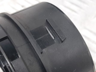 Дефлектор обдува салона, ориг. номер 7361079J00, Suzuki SX4 2006-2014