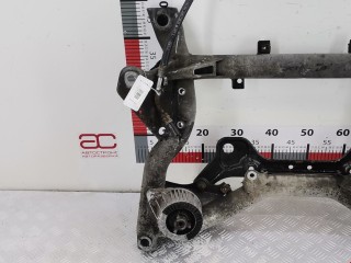 Балка подвески передняя (подрамник), ориг. номер A0009981540, Mercedes C W204 2007-2011